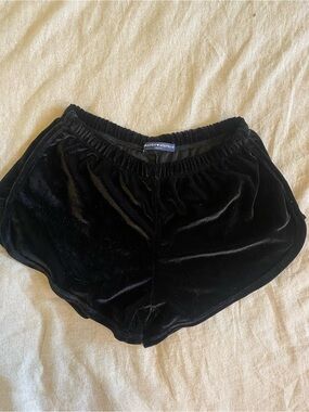 Brandy Melville Black Velour Lounge Shorts